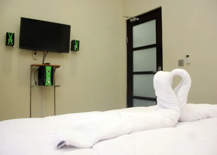 Ala Hostal *